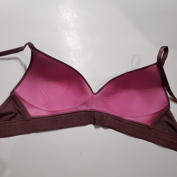 Victoria's Secret Pink Everywhere Wireless Lightly Lined Bra, 36B pink mauve - Picture 8 of 15